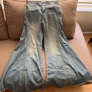 Wide leg free people jeans 26
